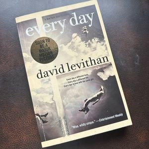 EVERYDAY BOOK, USED LIKE NEW